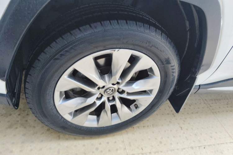 Used Toyota Wildlander 2022 2.0L CVT Two-Wheel Drive Luxury PLUS Edition
