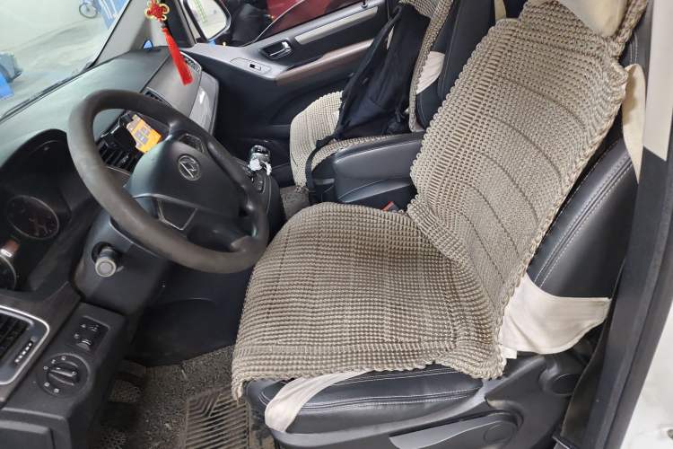 Used SAIC MAXUS G10 2016 1.9T Manual Elite Edition Diesel China V Standard