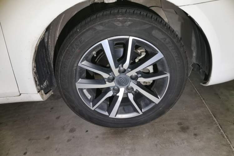 Used Geely Auto Emgrand 2019 Leading Edition 1.5L CVT Upward Asian Games Edition China VI

