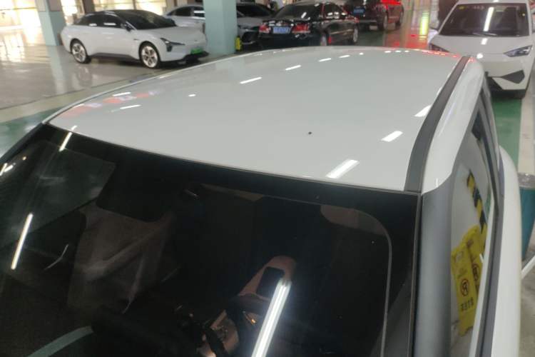 Used CHANGAN NEVO Lumin 2025 205 km Xiangqin Version Roof