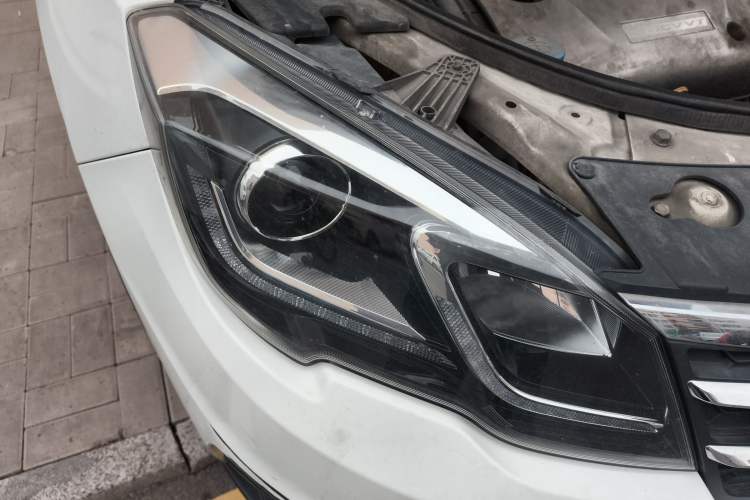 Used GAC Trumpchi GS5 Super 2015 2.0L Automatic Two-Wheel Drive Comfort Edition
