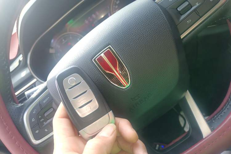 Used Hongqi H5 2022 Classic Model Facelift 1.5T DCT Qiyun Edition Vehicle Key