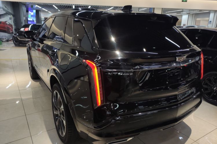 Used Cadillac XT5 2025 2.0T Platinum Edition