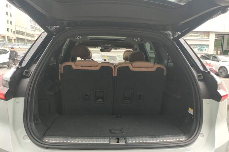 Used Nio ES8 2020 415 km Range 6-Seater Version
