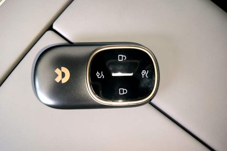 Used Nio ES8 2026 Model 6-seat Executive Luxury Edition
