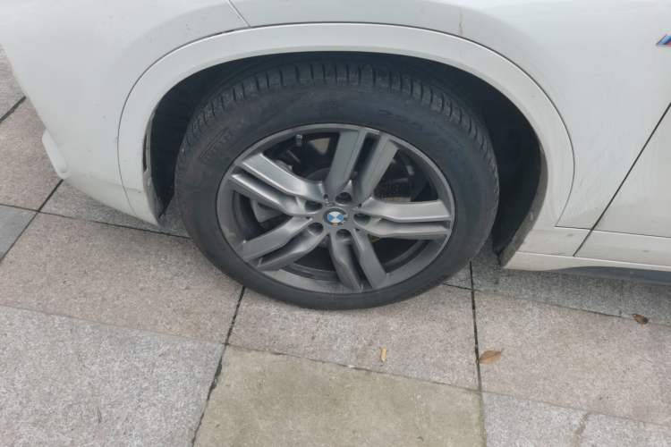 Used BMW X2 2021 sDrive25i Leading Model M Sport Package Left Front Wheel Hub