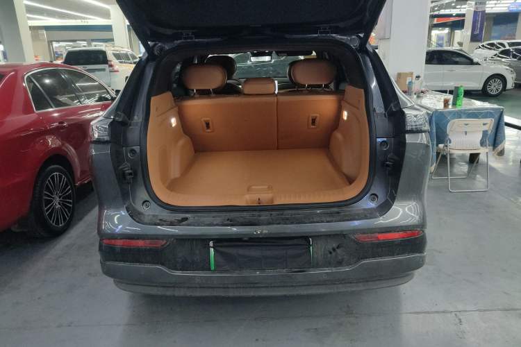 Used Dongfeng Aeolus Aeolus L8 2025 Model 185KM Dream Edition
