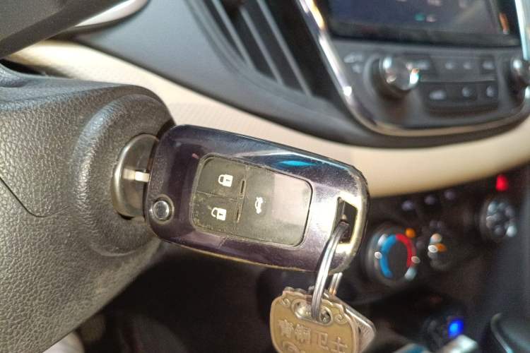 Used Chevrolet Monza 2020 320 Automatic Enjoyment Edition Vehicle Key