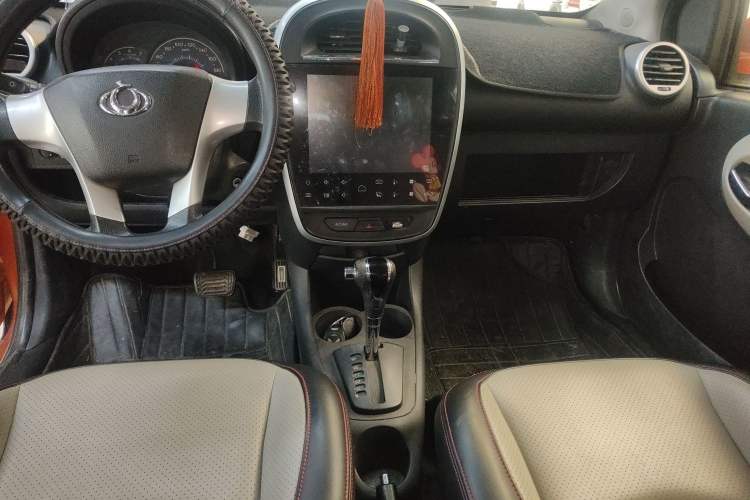 Used Geely Auto Panda Classic 2015 1.5L Automatic Cool & Fun Edition
