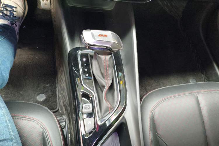 Used Buick Verano 2023 Pro GS Hunter Wind Edition Gear Lever