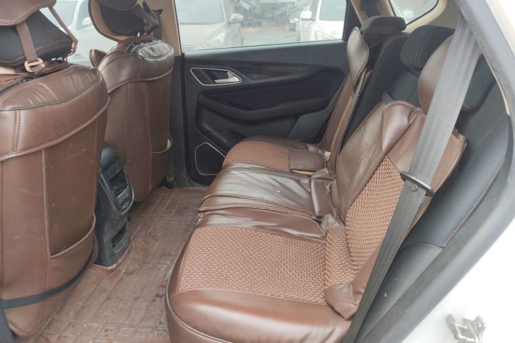 Used Baojun 560 2016 1.8L Manual Value Edition