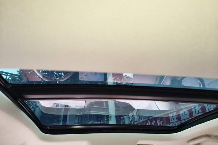 Used ORA Good Cat 2023 401 km Standard Range Premium Version Lithium Iron Phosphate