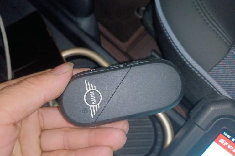 Used MINI Electric MINI COOPER 2025 456km COOPER E Classic Style
