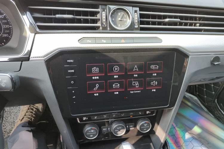 Used Volkswagen FAW-Volkswagen CC 2019 330TSI Glamour Edition China V Standard Audio And AC Panel