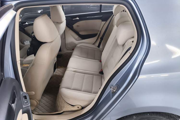 Used Volkswagen Golf 2012 1.4 TSI Automatic Comfort Edition Left Rear Seat