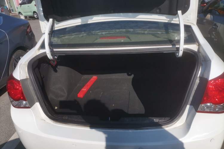 Used Chevrolet Cruze 2014 1.6L SL Millionth Anniversary Edition AT