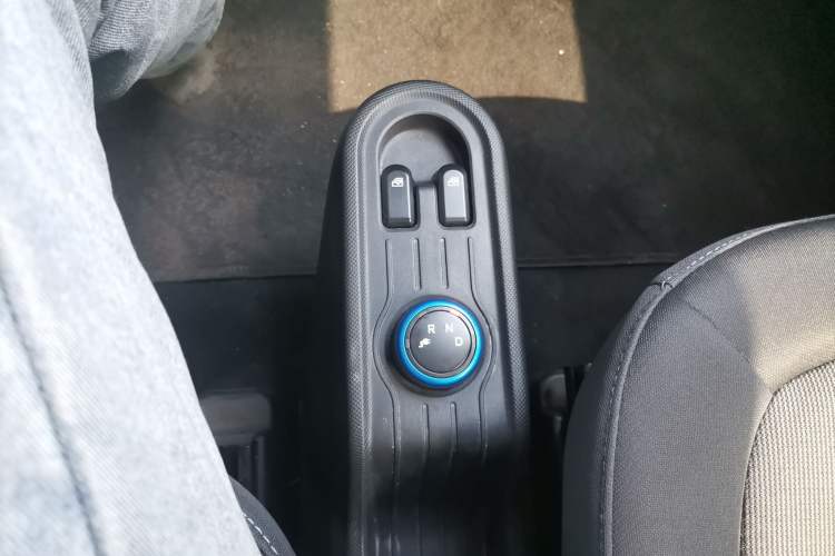 Used Wuling Hongguang MINIEV 2021 Macaron Fashion Model Lithium Iron Phosphate