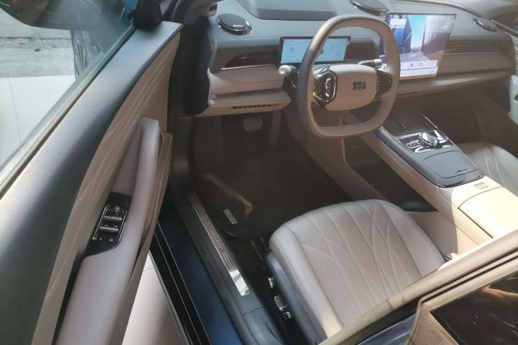 Used Geely Galaxy 8 2025 130km EM-P Starship Edition Driver Seat