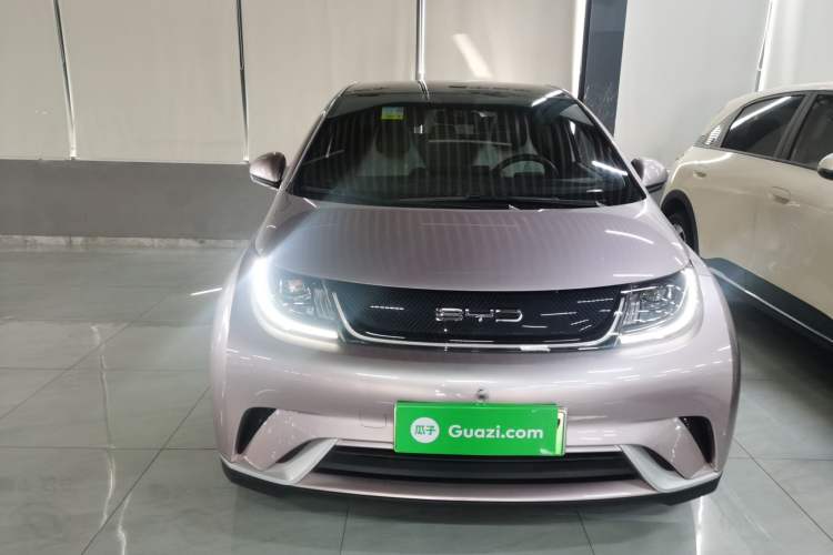 Used BYD Dolphin 2023 420 km Fashion Edition
