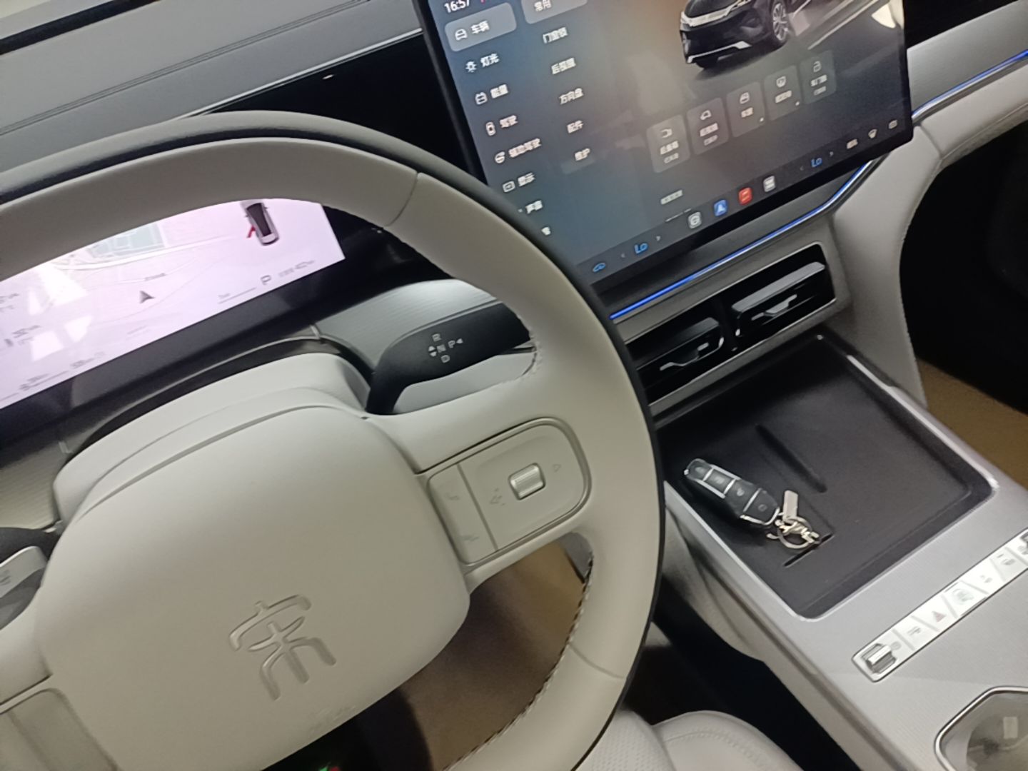 BYD Song Ultra EV 2026 Model DM-i 205KM Superior Edition — снимка 16