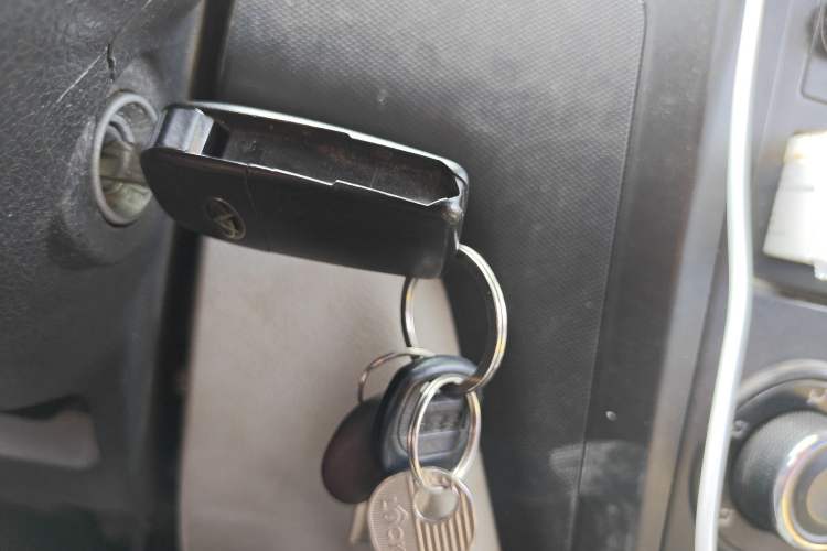 Used Karry Youyou EV 2021 Van Model SQR5037
