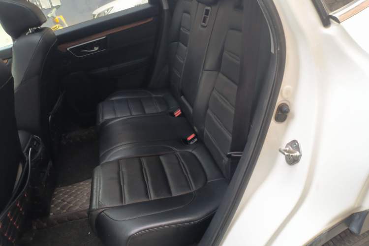 Used Honda CR-V 2017 240TURBO CVT Front-Wheel Drive Fashion Edition
