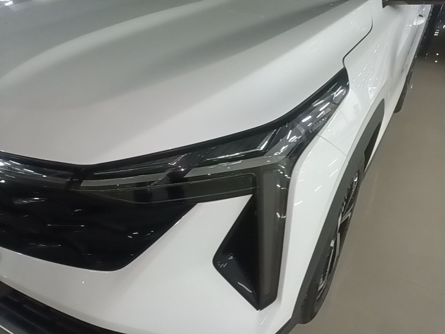 Geely Auto Emgrand X7 Sport 2023 Boyue COOL 1.5TD Smart Connect+ — снимка 8