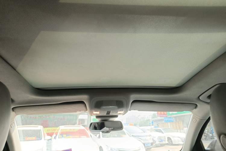 Used Audi A6L 2012 35 FSI quattro Luxury Model Headliner