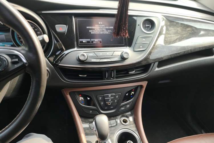 Used Buick Envision 2014 28T Four-Wheel Drive Elite Model