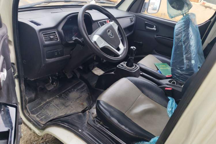 Used Foton Xiangling M 2018 1.2L Semi-承载 Single-Row Rear Single Tire (Cargo) 4W12M1 Driver Seat