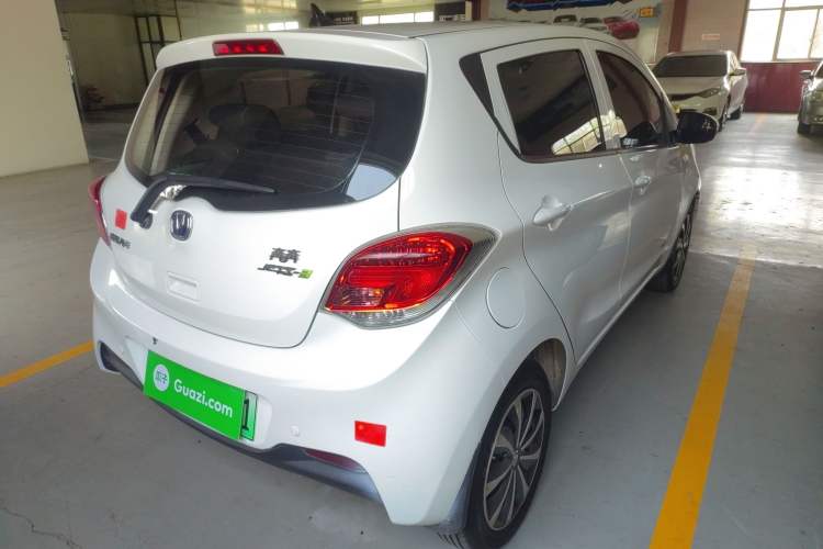 Used CHANGAN Benni E-Star 2021 National Edition Xin Yue Version (Fast-Charging Edition) Lithium Iron Phosphate (31.95 kWh) Rear Right 45 Deg