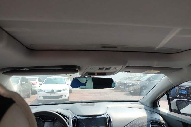 Used Chevrolet Cruze 2017 1.5L Automatic Pioneer Sunroof Edition