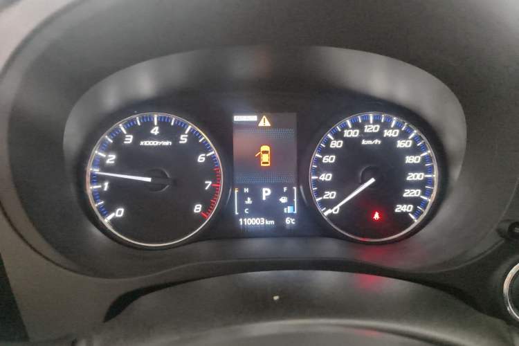 Used Mitsubishi Outlander 2016 2.4L 4x4 Luxury Edition 7-Seater Instrument Cluster