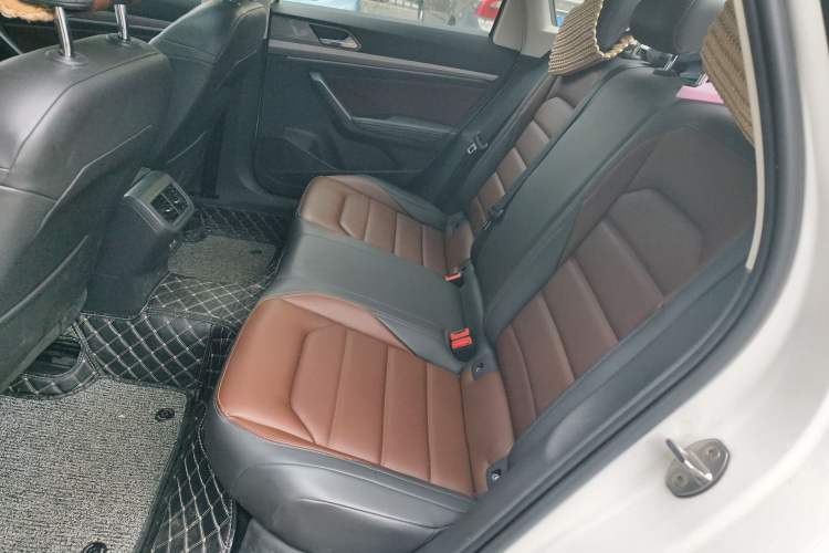 Used Volkswagen Lavida 2018 280TSI DSG Luxury Edition China V Standard Left Rear Seat