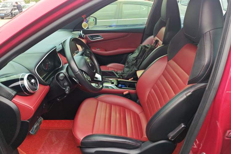 Used MG HS 2019 20T Automatic Two-Wheel Drive Trophy Super Sport Version China VI Standard Left Front Seat