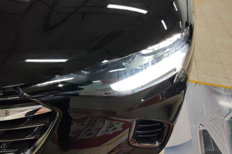 Used Buick Envision 2023 Encore S GS Four-Wheel Drive Sport Model Left Front Headlight