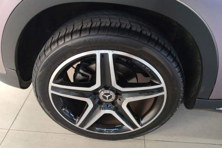 Used Mercedes-Benz GLA 2017 GLA 260 4MATIC Sport Edition Exterior 3