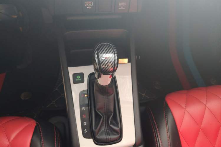 Used Honda Fit 2021 1.5L CVT Trend Edition Gear Lever