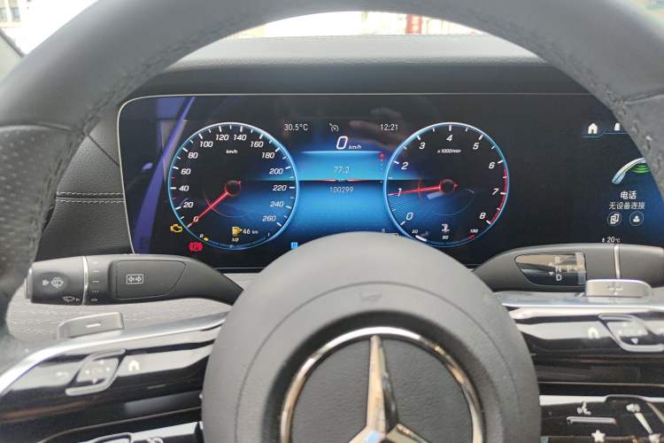 Used Mercedes-Benz E-Class 2021 Restyled E 300 L Sport Luxury Edition Odometer Close Up