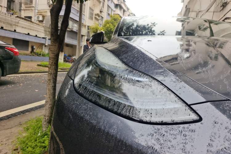 Used Tesla Model Y 2024 Rear-Wheel-Drive Version Right Front Headlight