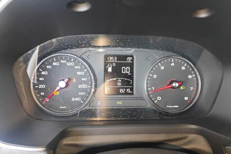 Used Roewe RX5 2016 20T Two-Wheel Drive Automatic Internet Smart Edition Instrument Cluster