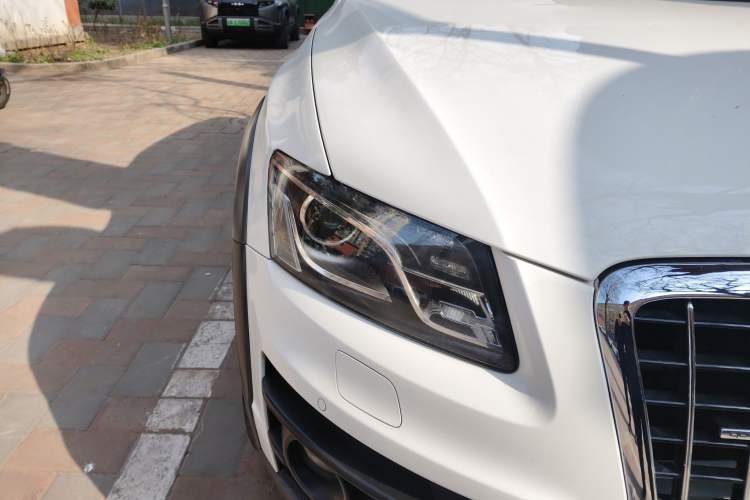 Used Audi Q5 2010 3.2 FSI Off-road Version