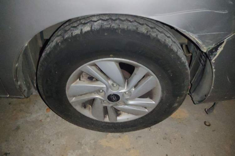 Used JAC Refine M4 2016 2.0L Manual Luxury Smart Version
