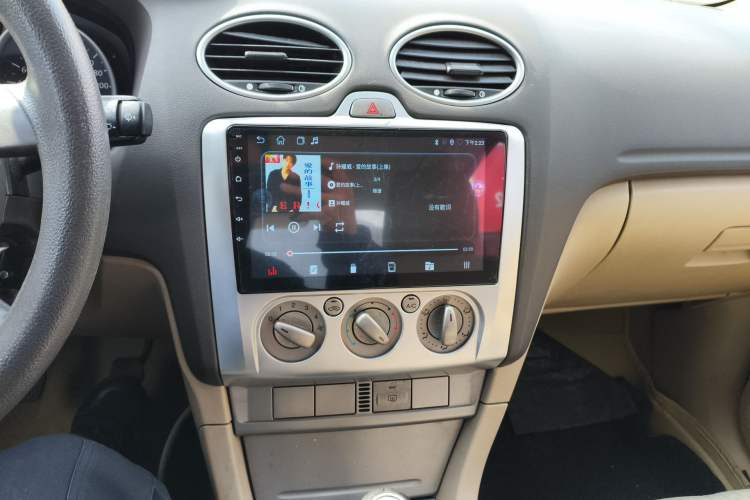 Used Ford Focus 2011 Sedan 1.8L Manual Comfort Model