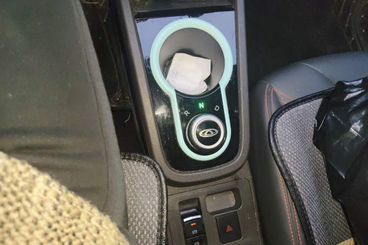 Used Chery Little Ant 2021 200 000-Yuan Ant Fan Edition Energized Version Lithium Iron Phosphate 301 km Gear Lever