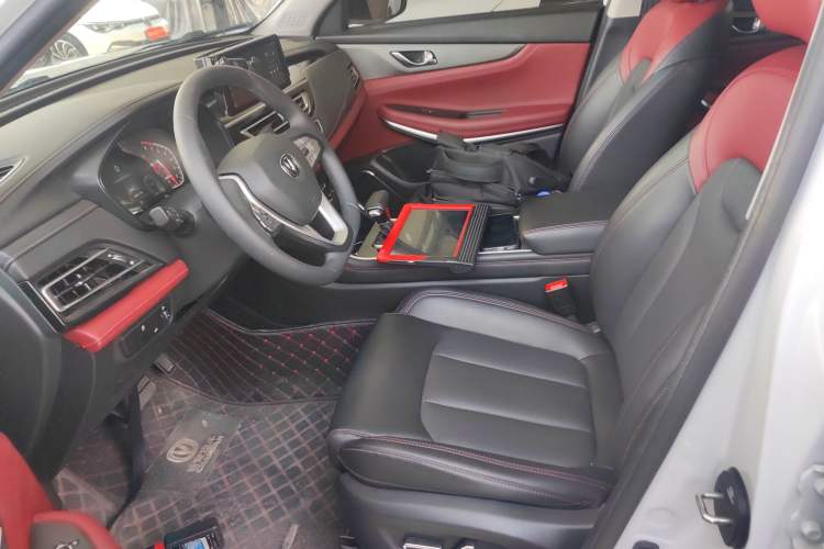 Used Changan CS75 2023 Enjoy Edition 1.5T DCT Prestige Version
