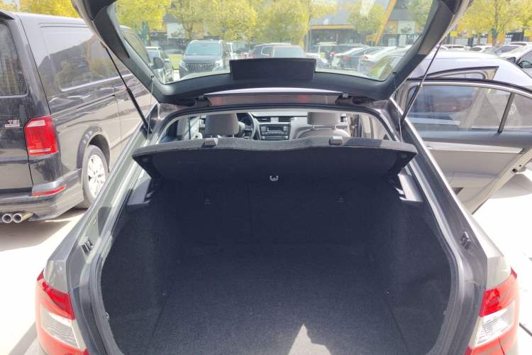 Used Skoda Octavia 2015 1.6L Automatic Yijie Edition
