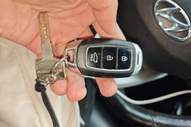 Used Hyundai Lafesta 2019 280TGDi Smart Speed Version China VI Standard Vehicle Key