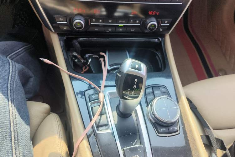 Used BMW 5 Series GT 2013 535i Elegant Edition
