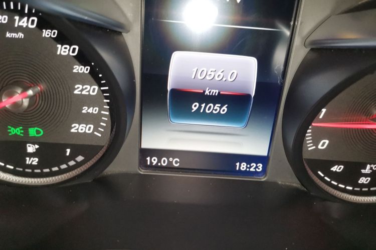 Used Mercedes-Benz C-Class 2016 C 200 L Sport Edition Instrument Cluster